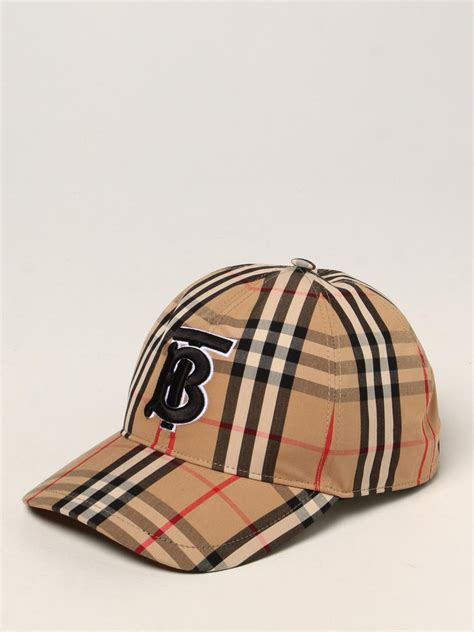 burberry hat.